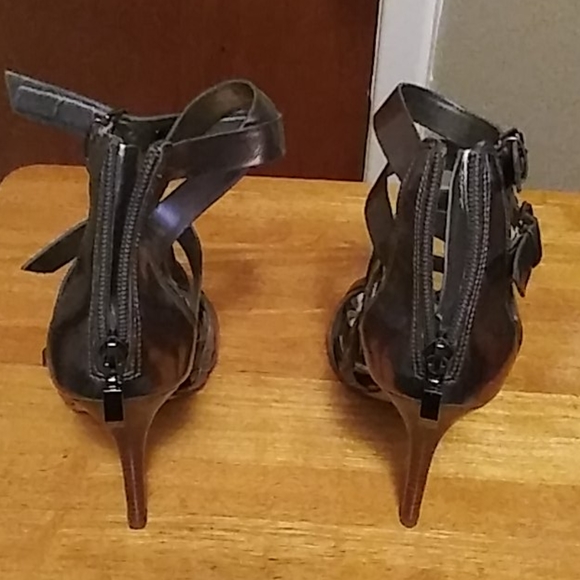 Marc Fisher Metallic Silver Heels - Picture 3 of 4